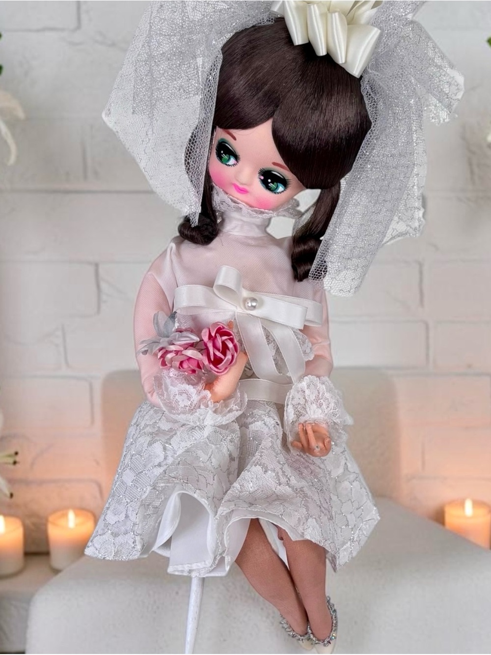 Vintage 1960s Bradley 16” Sitting Big Eyed Pose Bride Stockinette Doll Japan